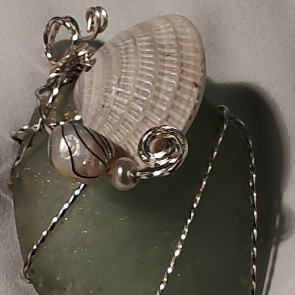 Beach Glass Pendant Seafoam Green Wave Sculpted Hand-twist, Silver Sterl setting - Picture 8 of 10